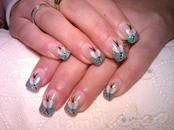 Painting on the nails